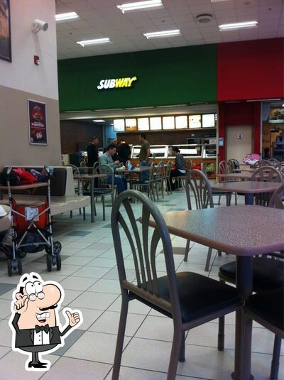 Gli interni di Subway