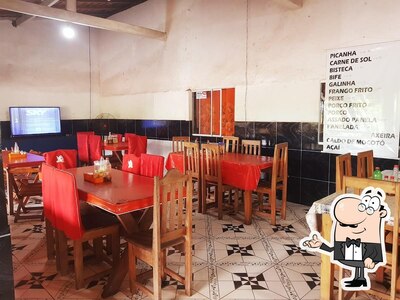 O interior do Trindade Restaurante