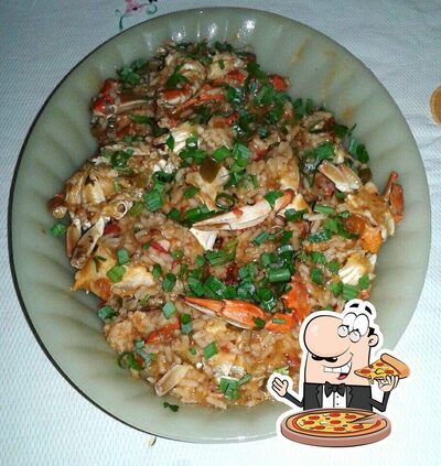 No Quiosque Recanto Do Farol, você pode desfrutar de pizza