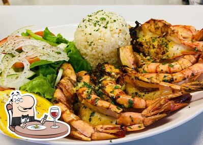 Comida em Restaurante Barriga Cheia