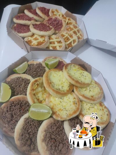 Comida em PIZZAS DA CRIS