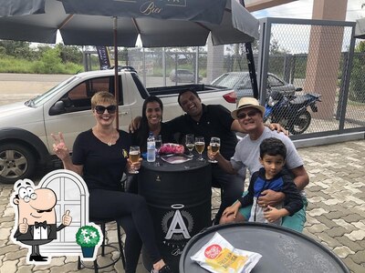 Veja imagens do exterior do Distribuidora Aleluia Bier