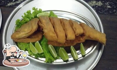 Comida em Tenda do Peixe