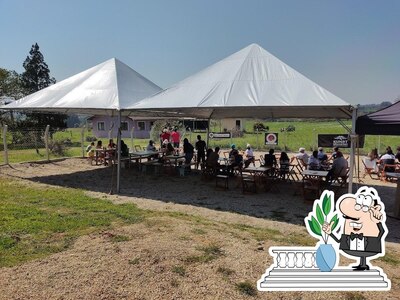 a área exterior é uma característica importante do Bier & Döner