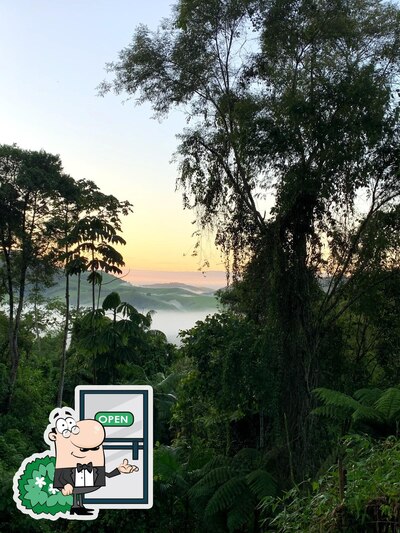 o exterior é uma característica importante do Bar Ponto Pergunta