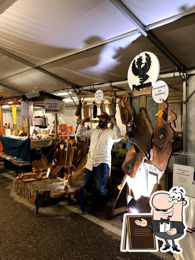 La zone extérieure est une importante caractéristique de Joy Caffe