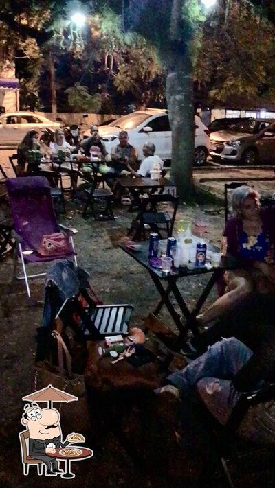 Você pode espairecer no na área externa do O Balaco Barco