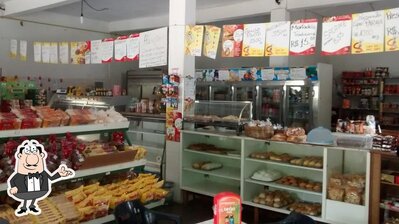 Veja imagens do interior do Padaria e Mercearia Vila Suissa