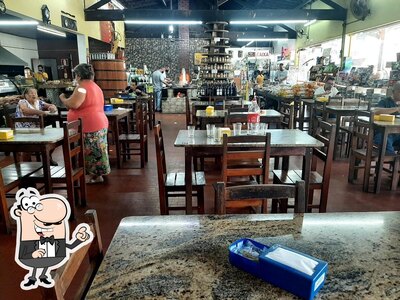 O interior do Restaurante e Lanchonete Linguica no Pão Bom Jesus