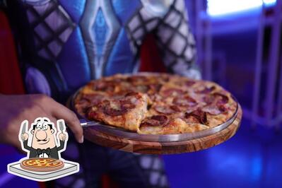 Consiga pizza no Quarteto Massa Pizzaria Temática em Taguatinga