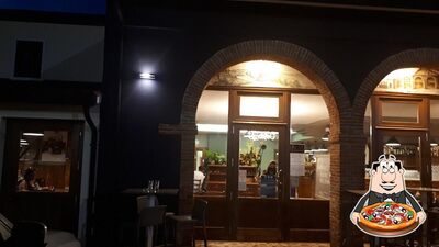 Ordina tra le molte varianti di pizza