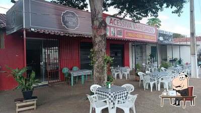 Veja imagens do interior do Bistrô 460