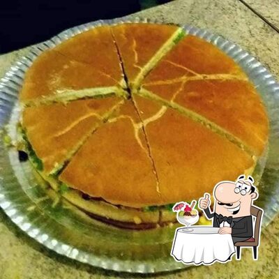 Não esqueça de experimentar uma sobremesa no Sorveteria Ladotti