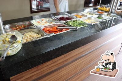 Comida em Restaurante Fitazul