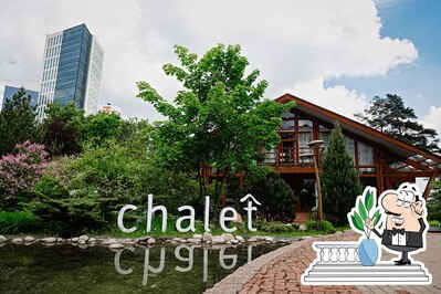 Chalet River Club