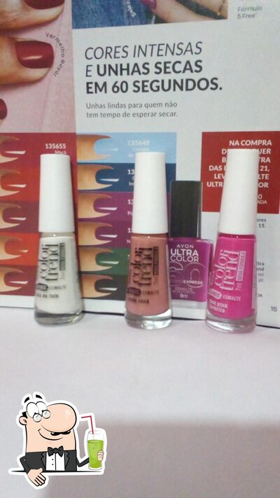 Peça diversos bebidas disponíveis no Estação da Codorna