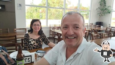 O interior do Titon Grill Restaurante