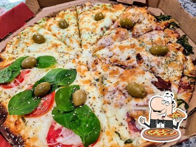 No Pizzaria Vó Dita, você pode pedir pizza