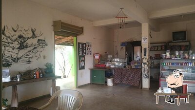 Veja imagens do interior do Última opção